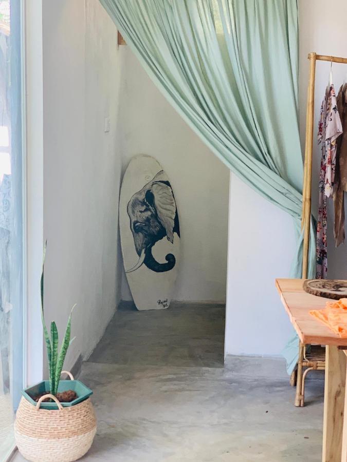 Auberge de jeunesse Pranaya Hiriketiya à Dikwella Extérieur photo